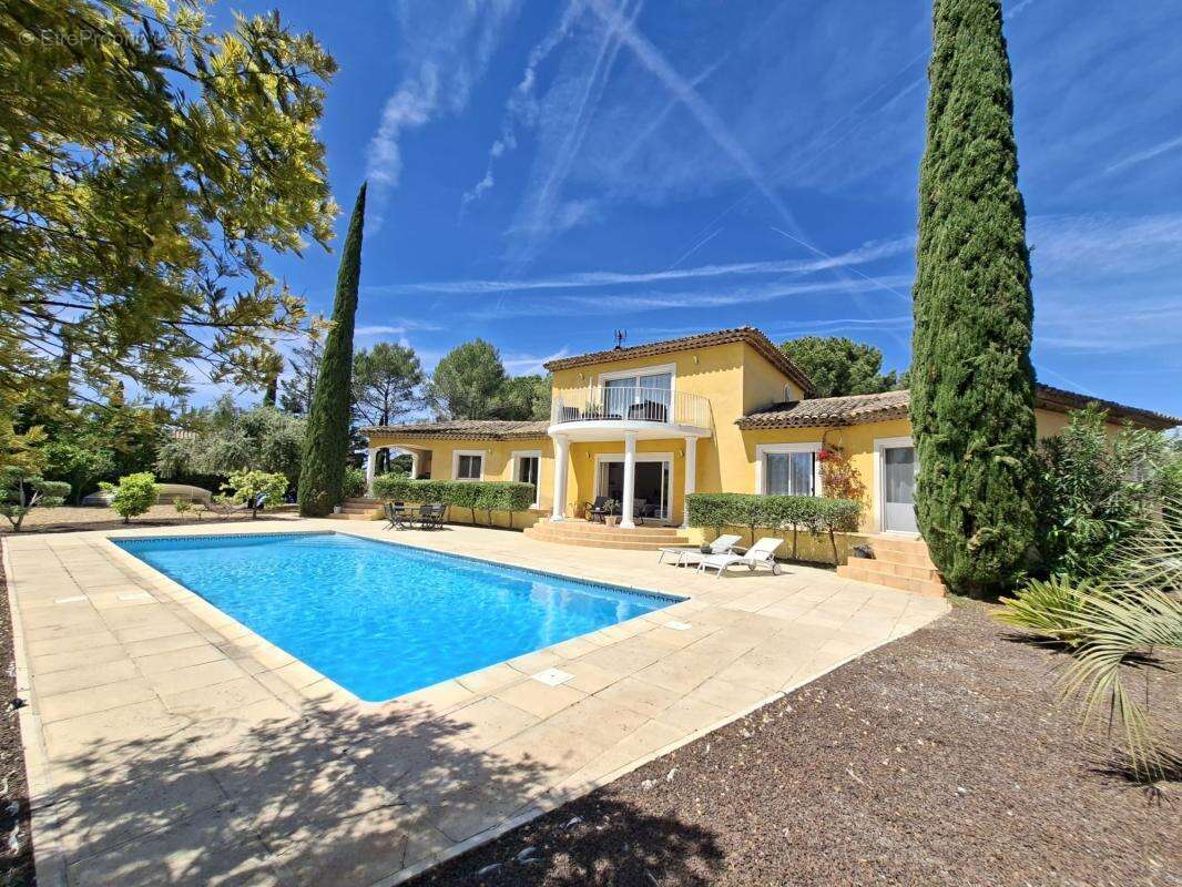 Maison à LA MOTTE