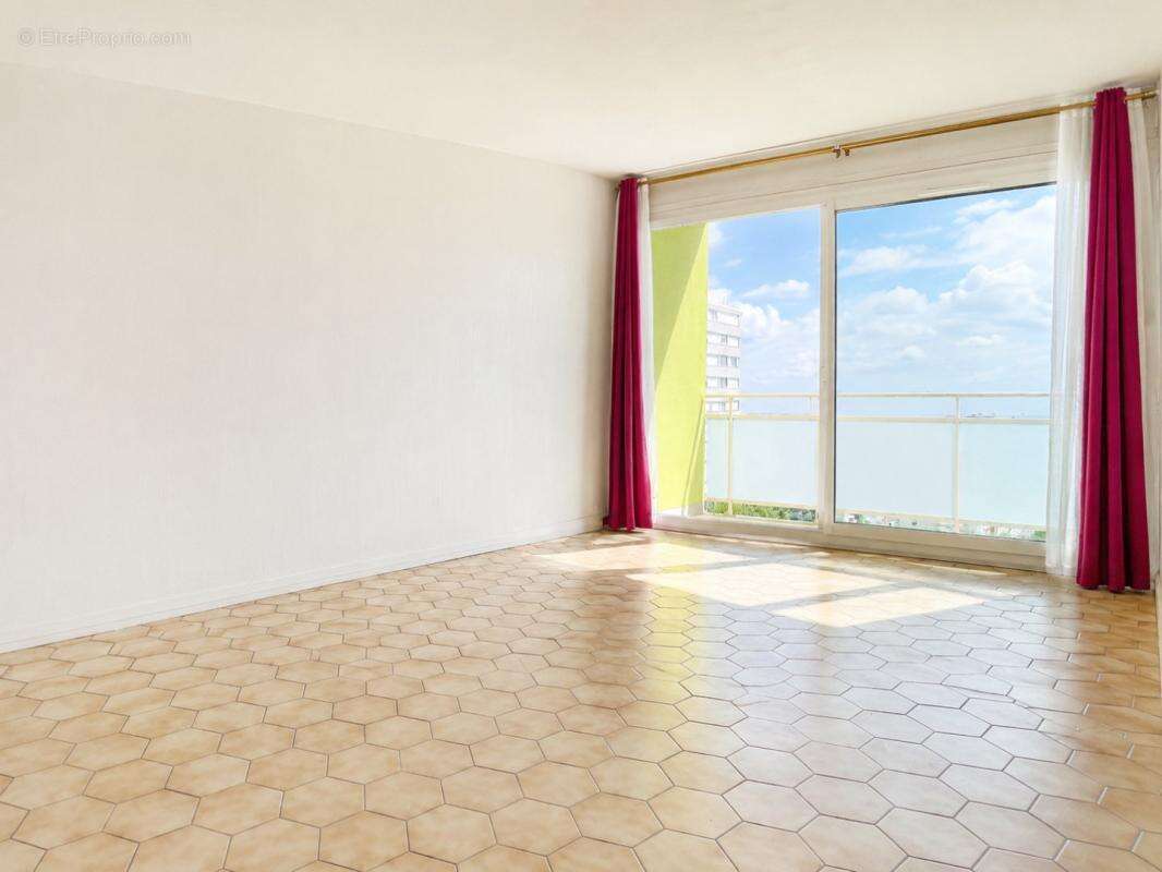 Appartement à RIS-ORANGIS