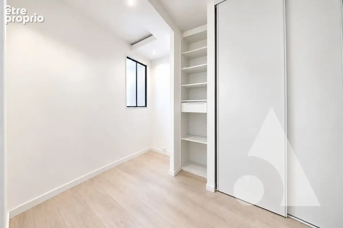 Studio + bureau vendu loué - Secteur CANAL - photo 6