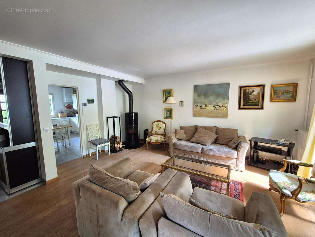 Maison à JOUY-EN-JOSAS