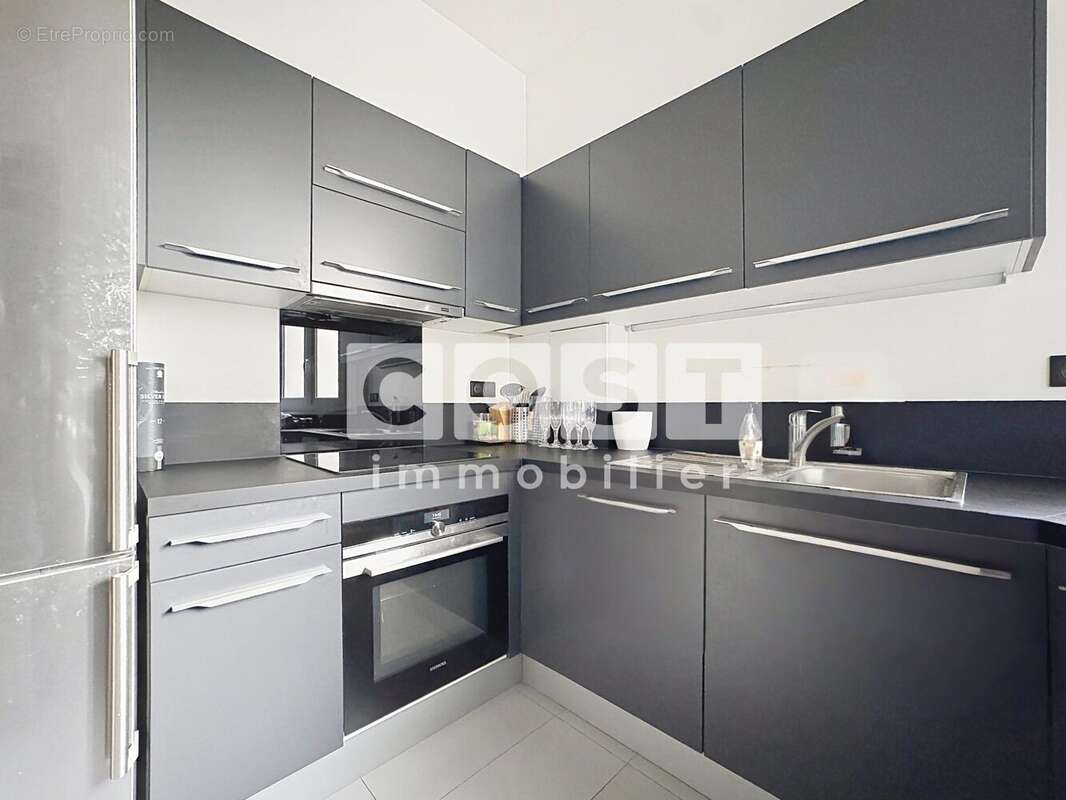 Appartement 70 m² à Asnieres-Sur-Seine  - photo 8