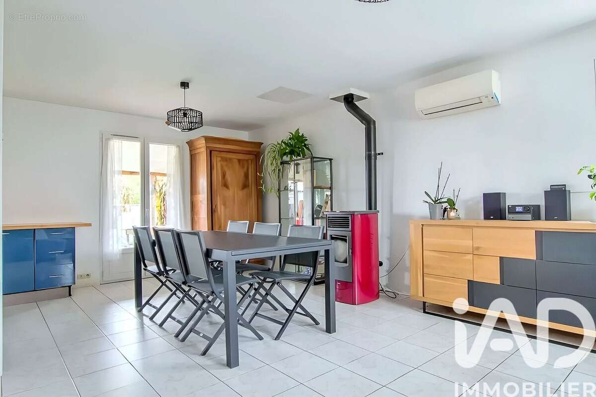 Photo 3 - Maison à LEUVILLE-SUR-ORGE