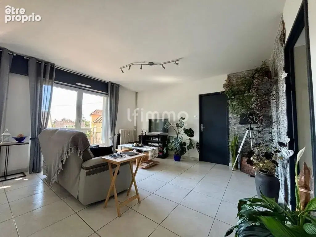 Appartement loué T3 avec balcon, cave, loggia et parking - photo 3