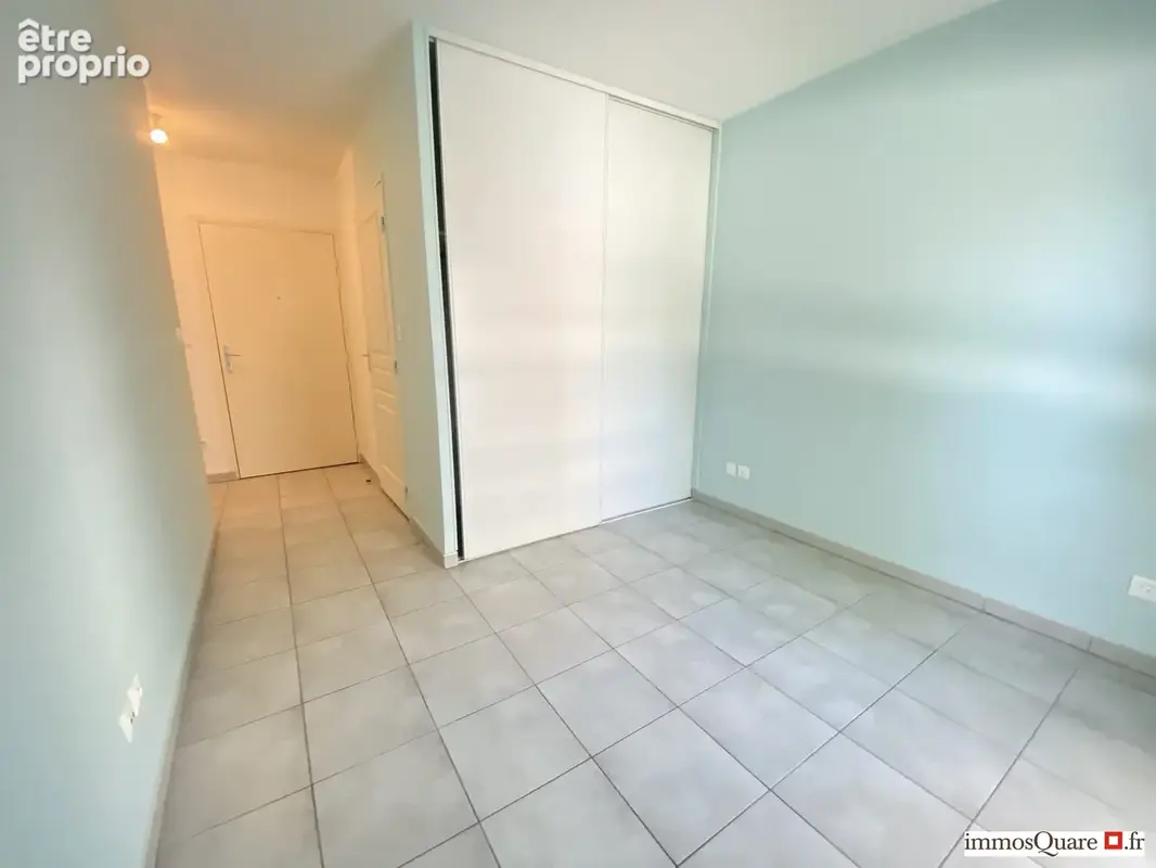Appartement 60 m² à Bron  - photo 9