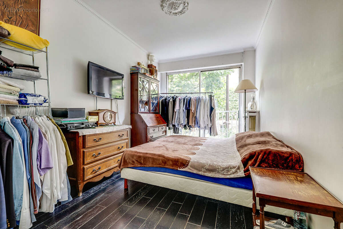 Appartement à CHARENTON-LE-PONT