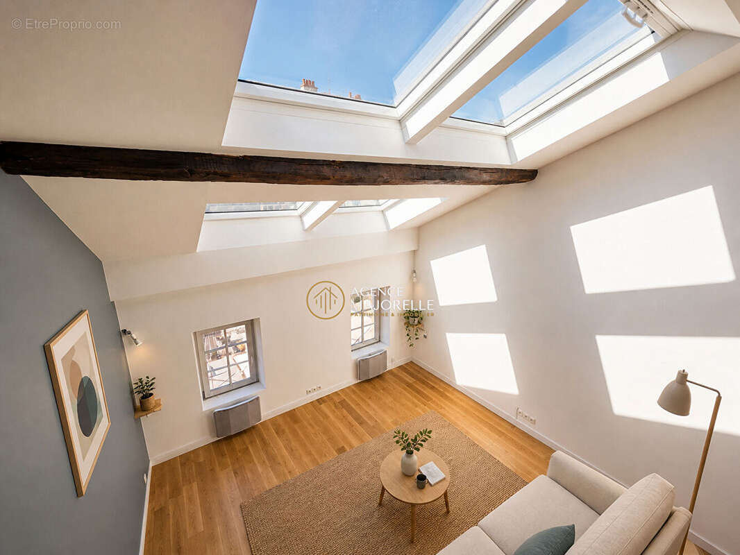 Appartement rénové avec climatisation proche des commodités - photo 4