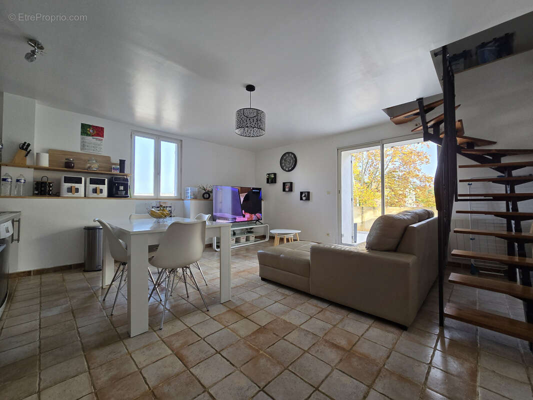 Appartement à BOUC-BEL-AIR