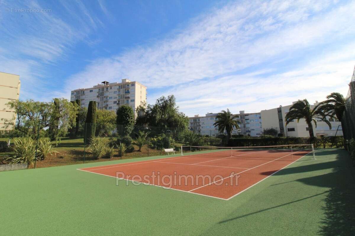 Appartement 51 m² à Antibes  - photo 2