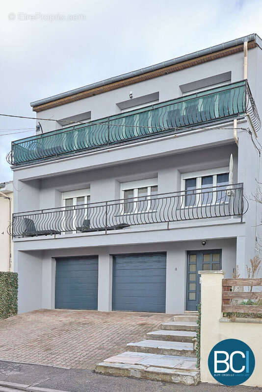 Appartement à VARANGEVILLE