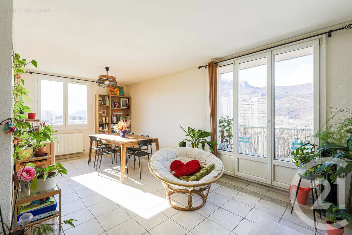 Appartement à GRENOBLE