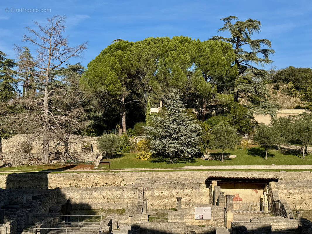 Appartement à VAISON-LA-ROMAINE