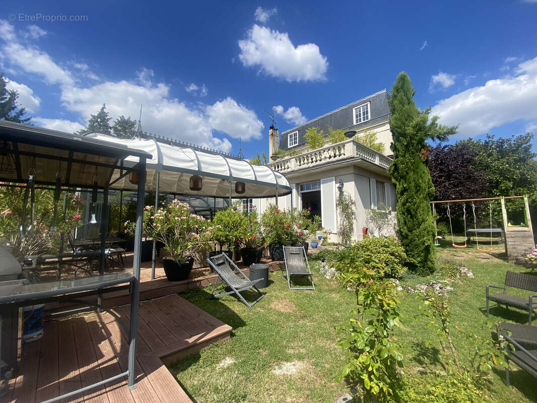 Maison à LE RAINCY