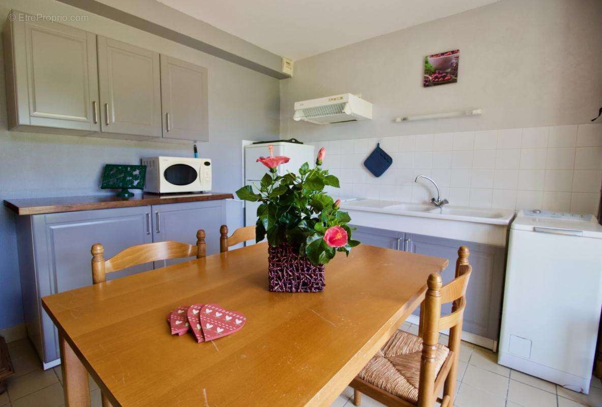 Maison à AVAILLES-LIMOUZINE
