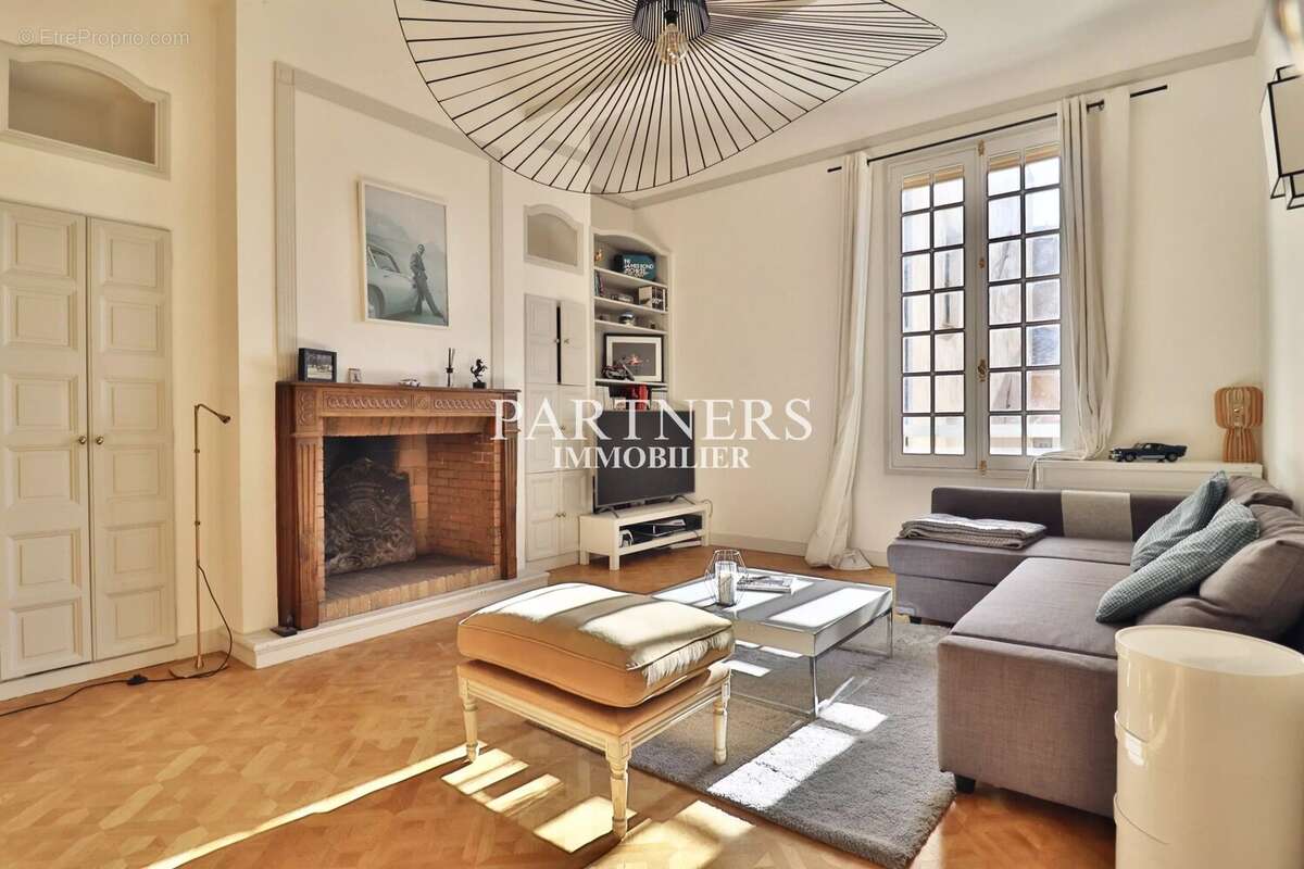 Appartement à AIX-EN-PROVENCE