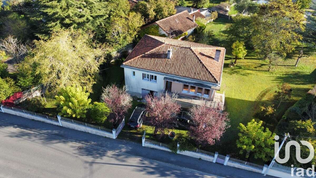 Photo 2 - Maison à MONTBRON