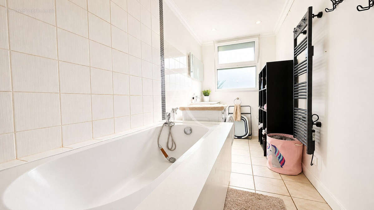 Appartement - jardin ETREPAGNY - photo 10