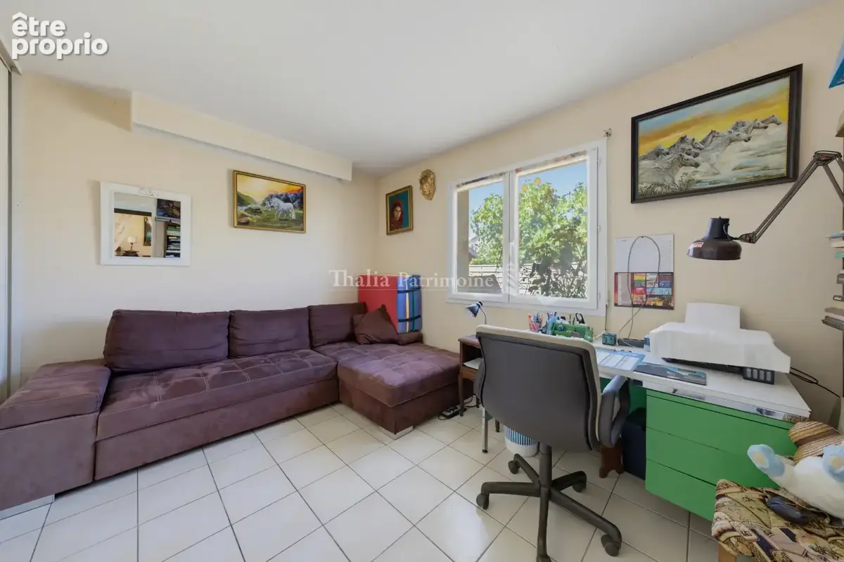 Lanton   Maison avec dépendance et terrain de plus de 1000 m2 à proximité du Bassin - photo 10