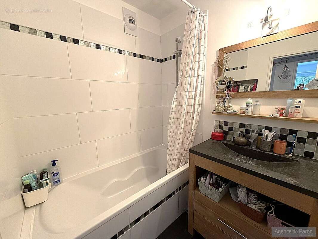 Appartement à VERRIERES-LE-BUISSON