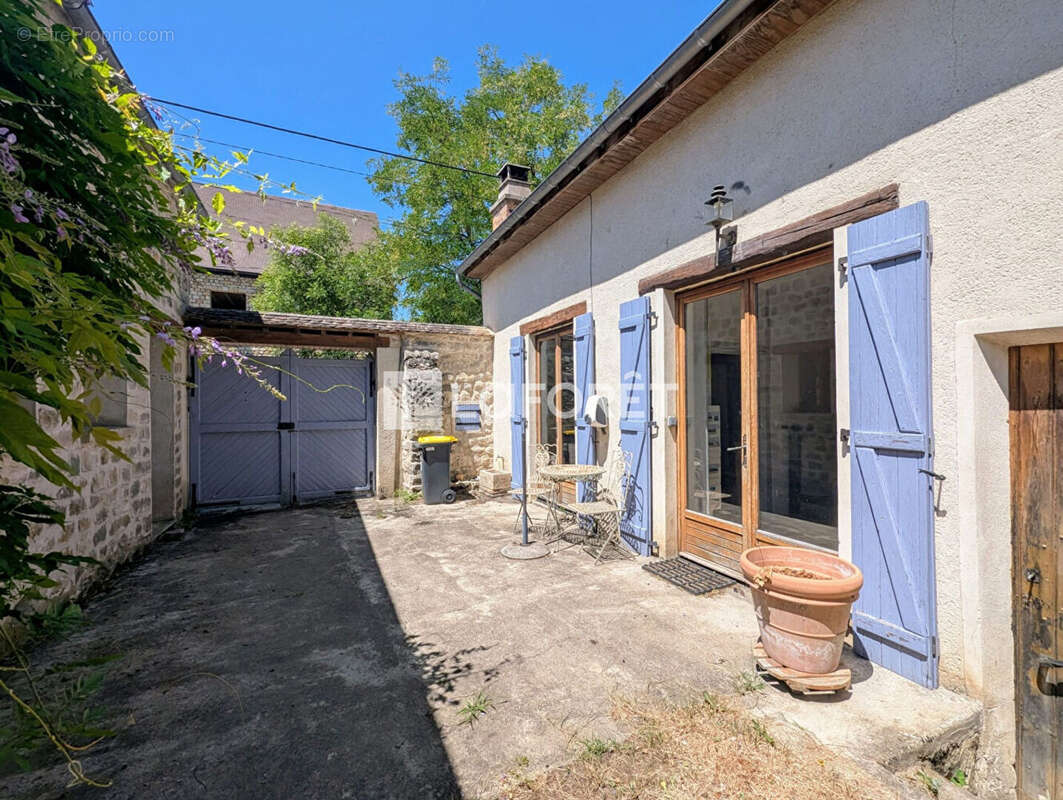 Maison à MILLY-LA-FORET