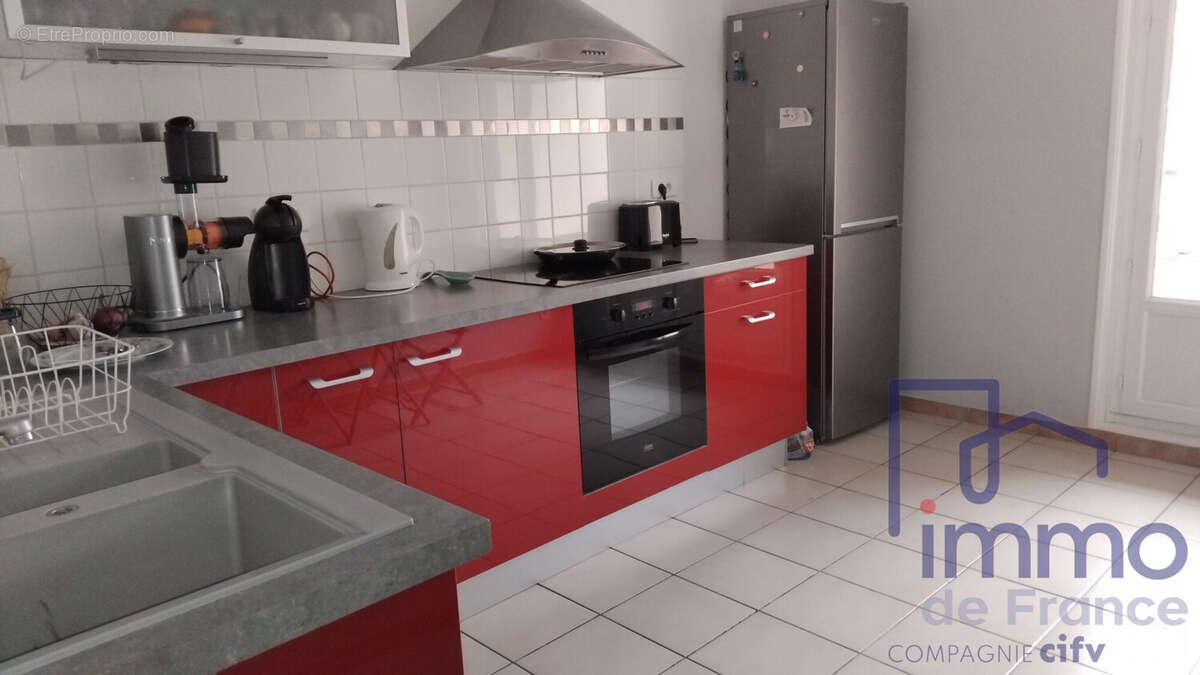 Appartement à SAINT-ETIENNE