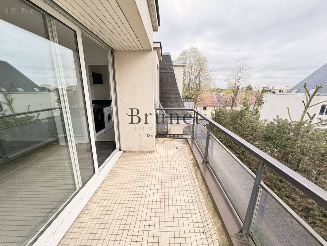 Appartement à SAINT-MAUR-DES-FOSSES