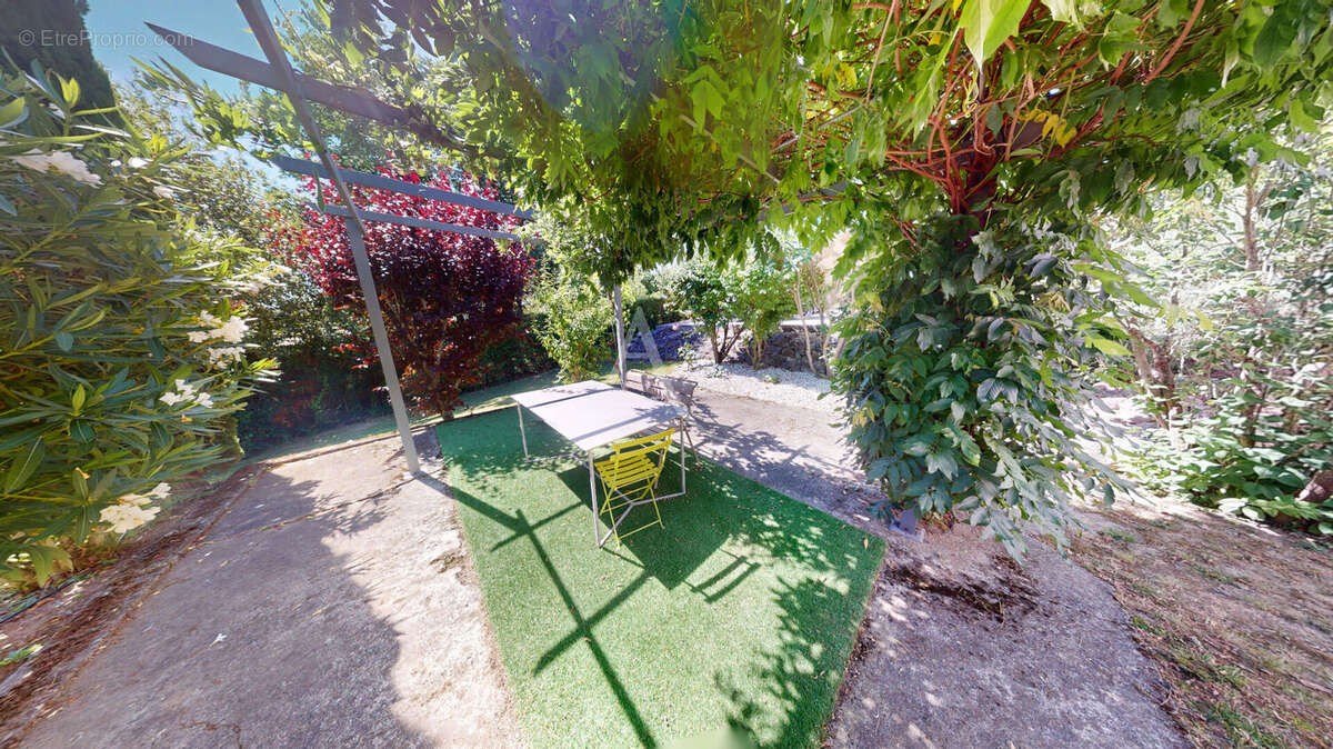 Maison 8 pièces de 200m² - photo 16