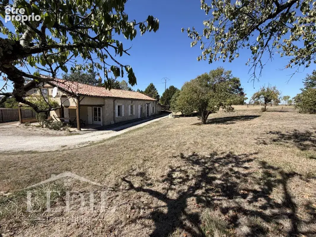 Maison de campagne avec terrain clos - photo 2