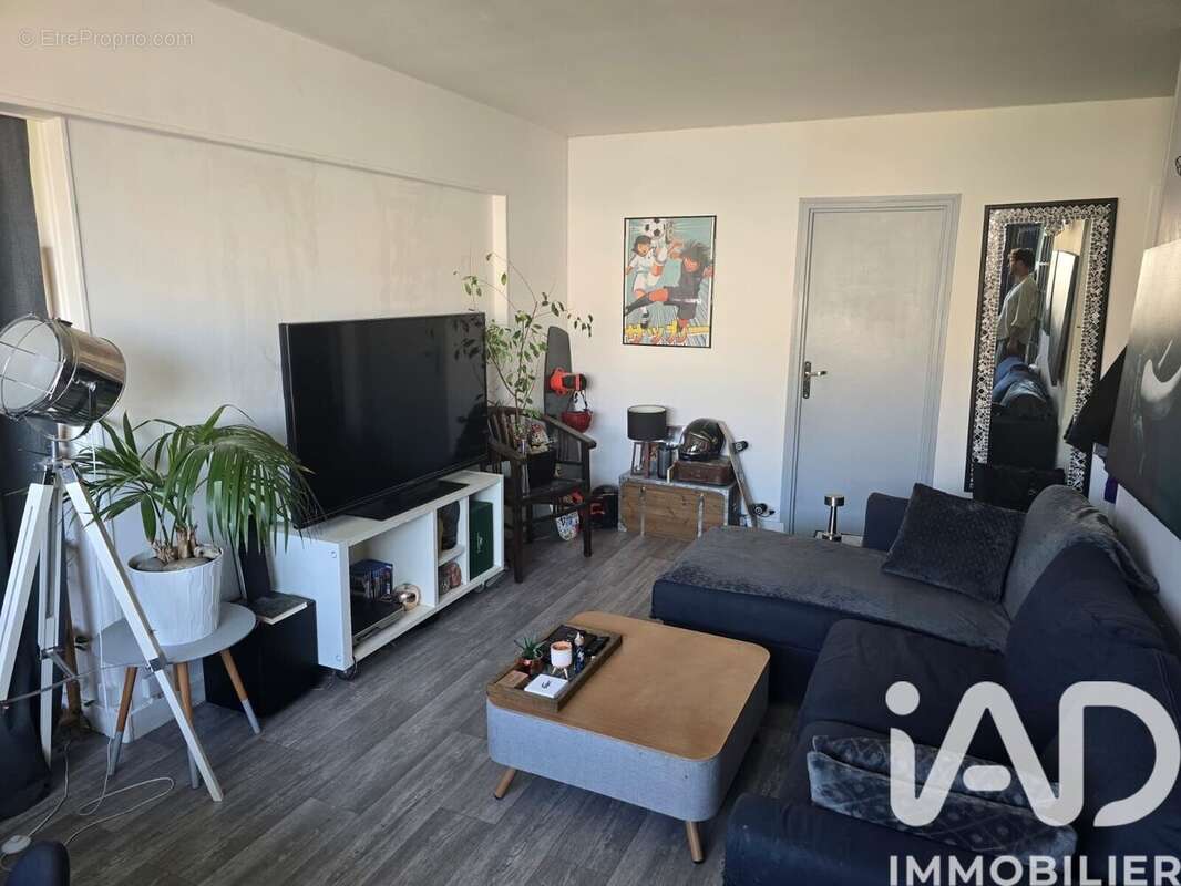 Photo 2 - Appartement à COMBS-LA-VILLE