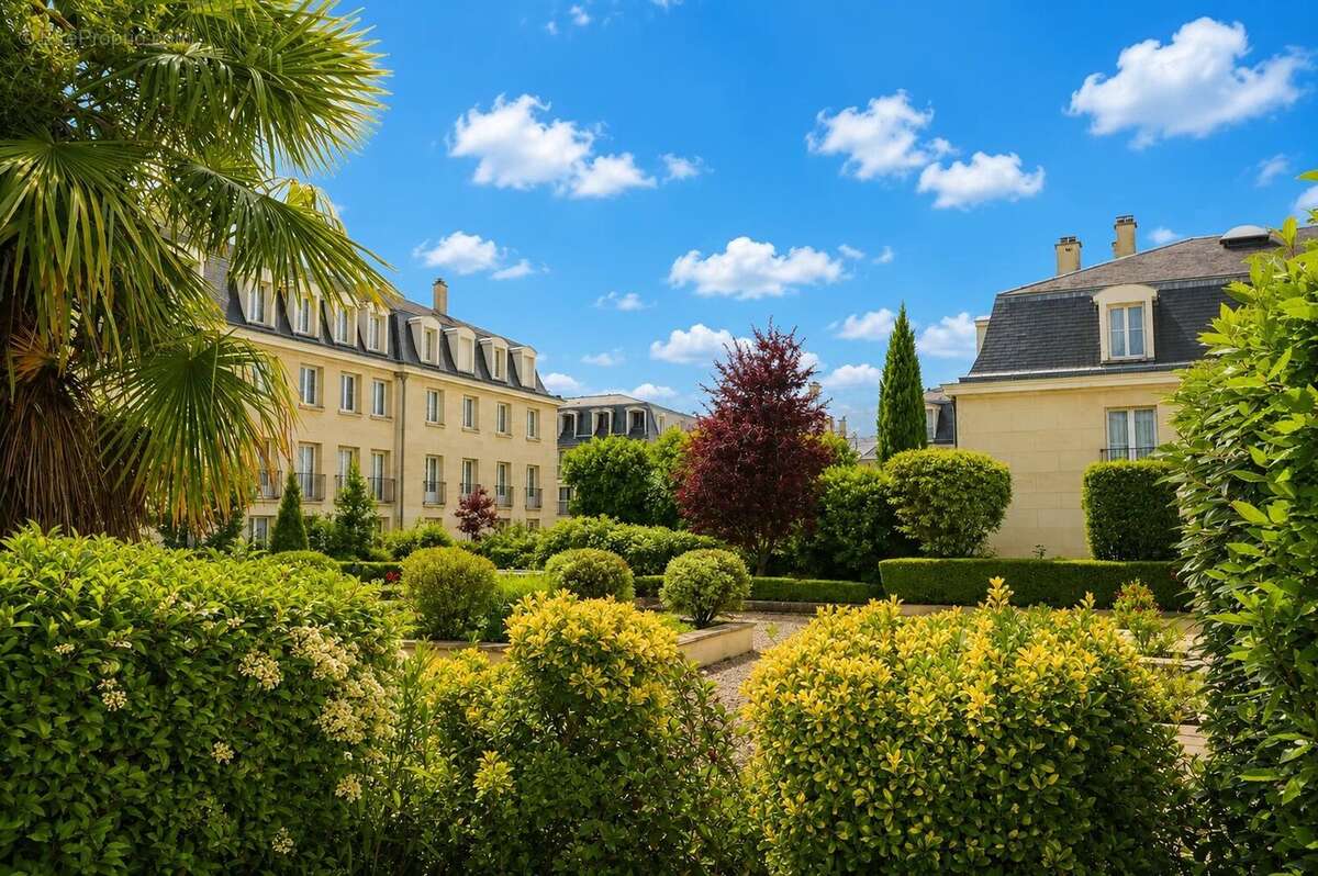 Appartement à VERSAILLES