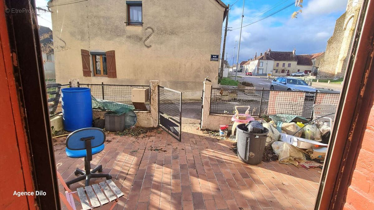 Maison à CHEU