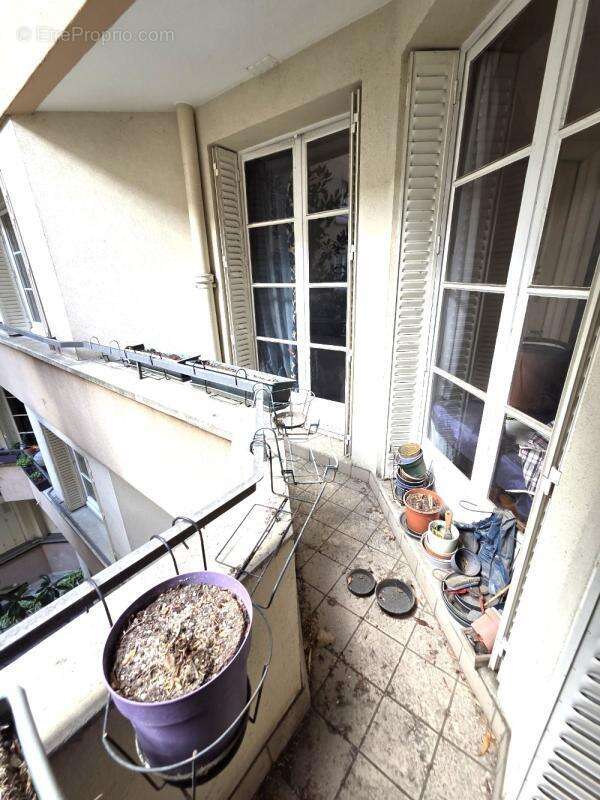 Appartement à ISSY-LES-MOULINEAUX