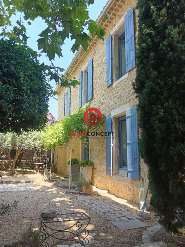 Maison à GOUDARGUES