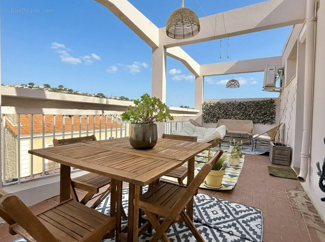 Appartement à HYERES