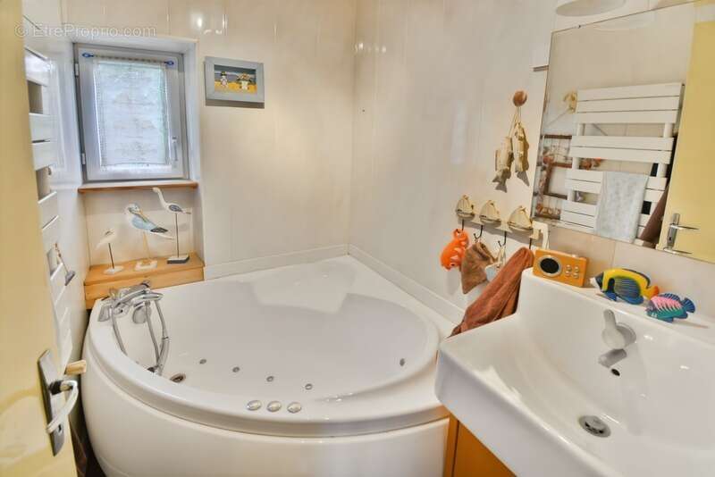 Commerce à BOUTIGNY-SUR-ESSONNE