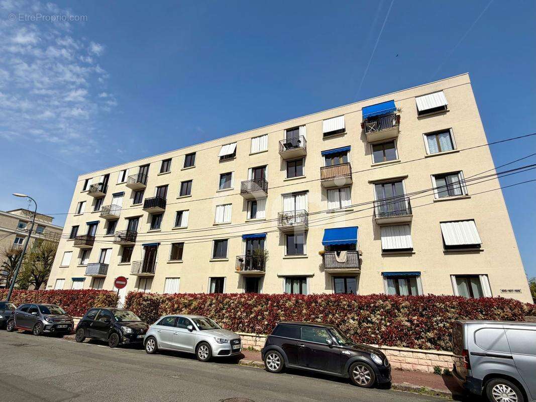 Appartement à SAINT-MAUR-DES-FOSSES