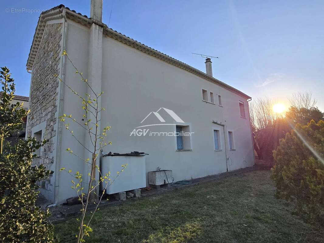 Maison à ROUSSON