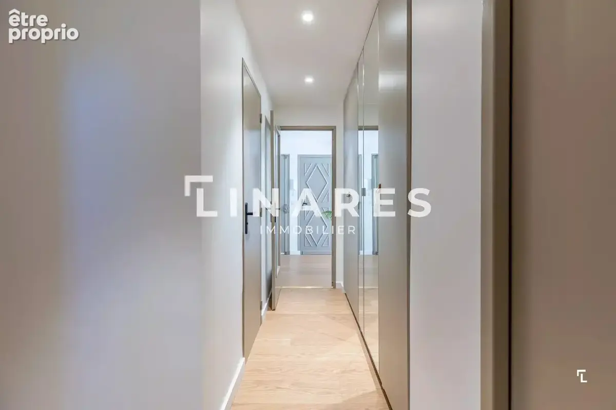 LE ST JEAN - Appartement T3/4 de 79m2 - Garage - Cave - 13100 AIX EN PROVENCE - photo 10
