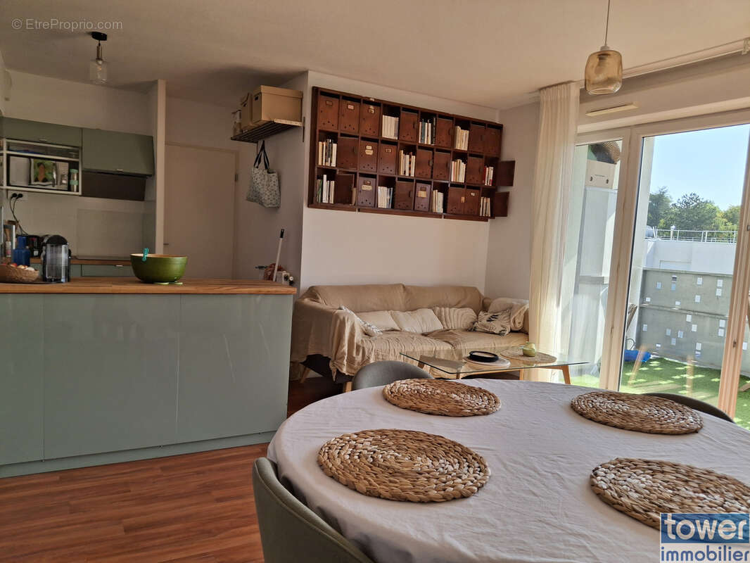 Appartement à LE TAILLAN-MEDOC