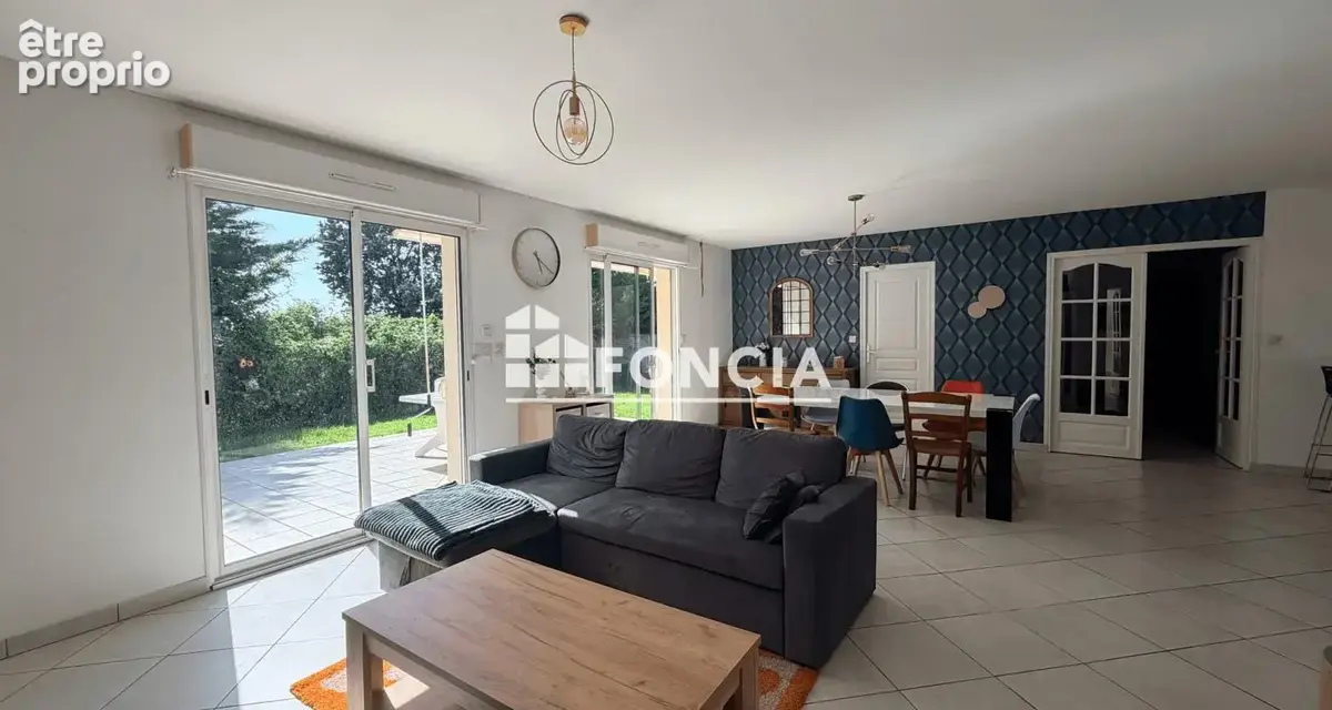 A vendre Maison de plain-pied 5 pièces, 122m²sur une parcelle de terrain de 497m².Sablé sur Sarthe - photo 4