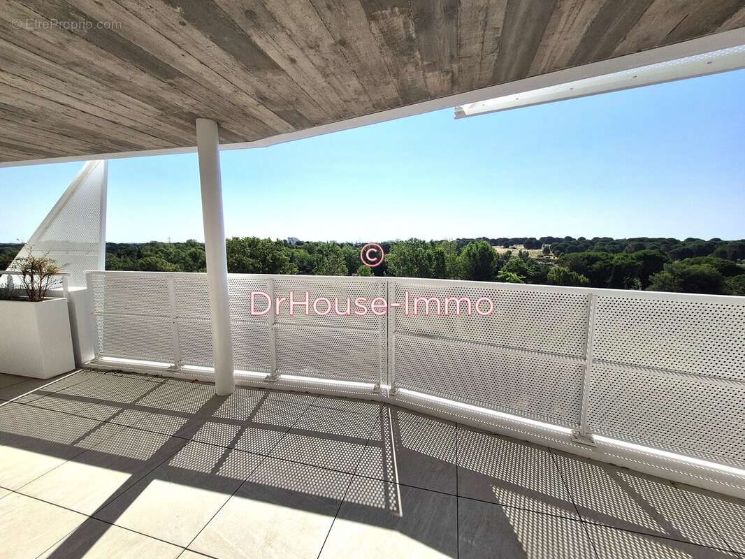 Appartement à LATTES