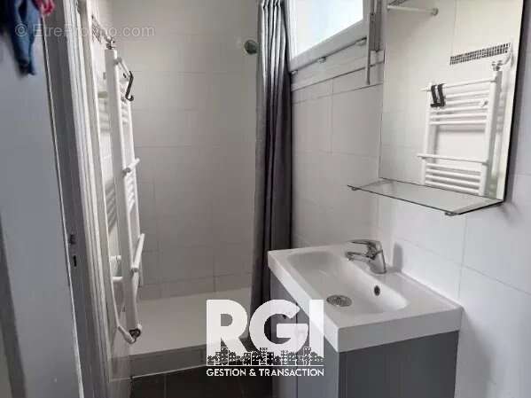 Maison à LE MESNIL-SAINT-DENIS