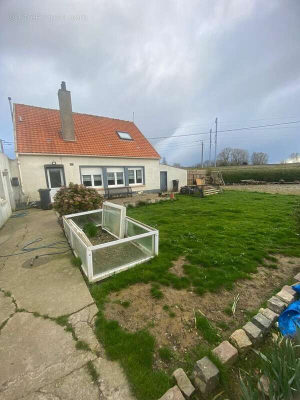 Maison à NORTKERQUE