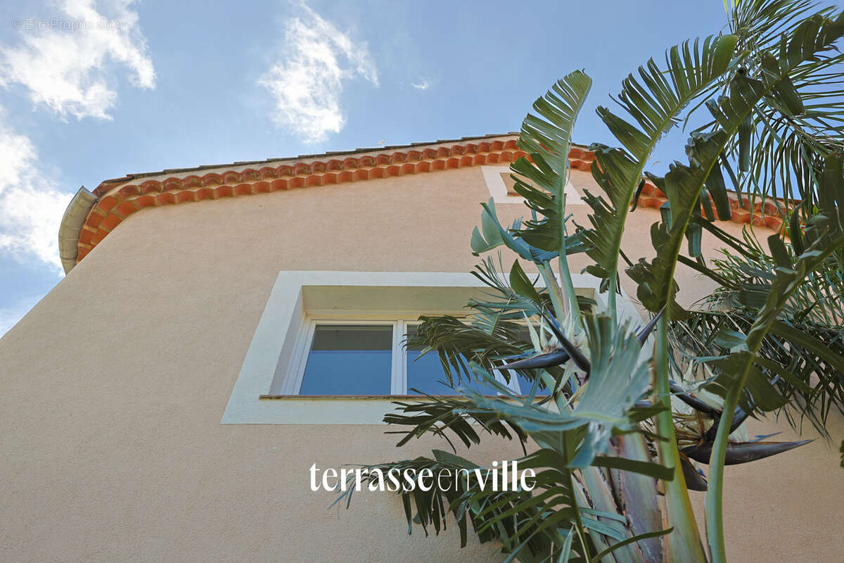 Exclusivite - toulon - cap brun - maison t 5 - 163 m2 - piscine - jardin - proximite  immediate des ecoles - photo 23