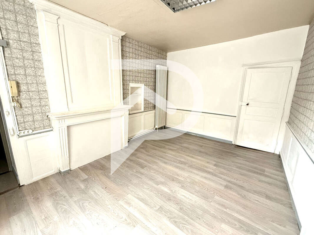 Immeuble Chaumont centre 320 m2 - photo 10
