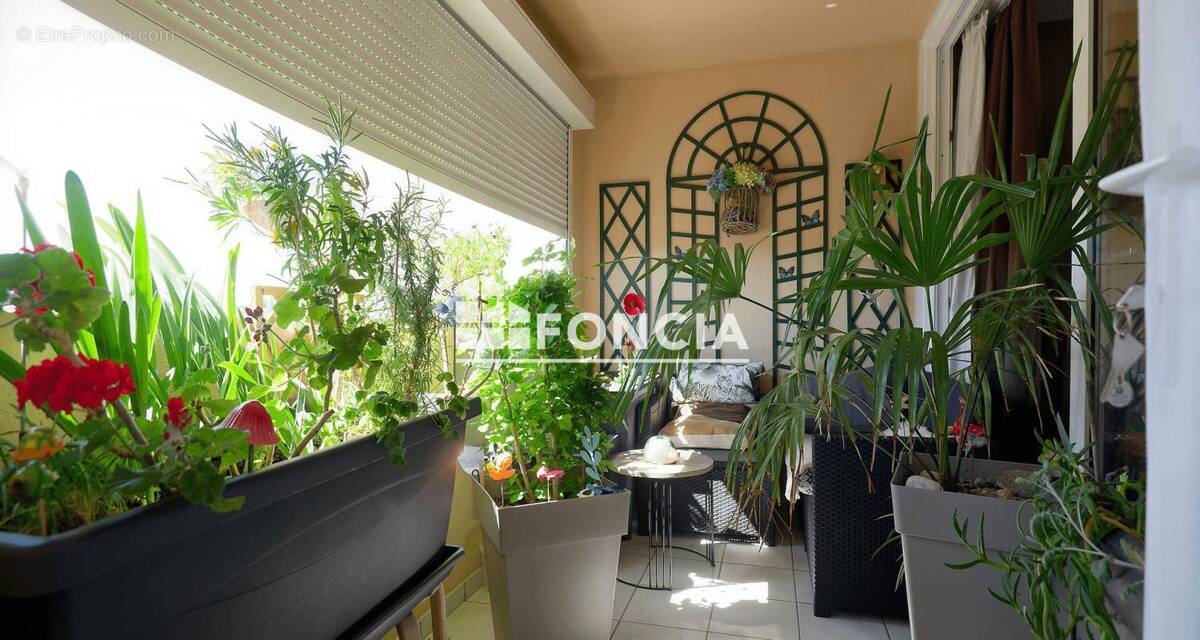 Appartement à DAMMARIE-LES-LYS