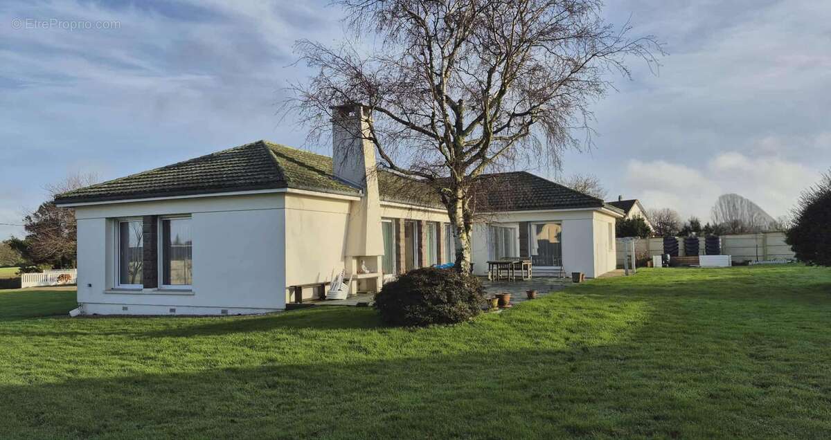 Photo 1 - Maison à GONNEVILLE-LA-MALLET