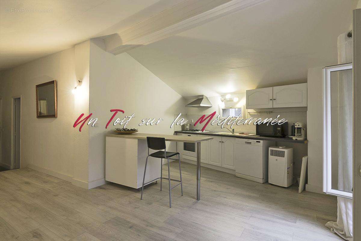 Appartement à BORMES-LES-MIMOSAS