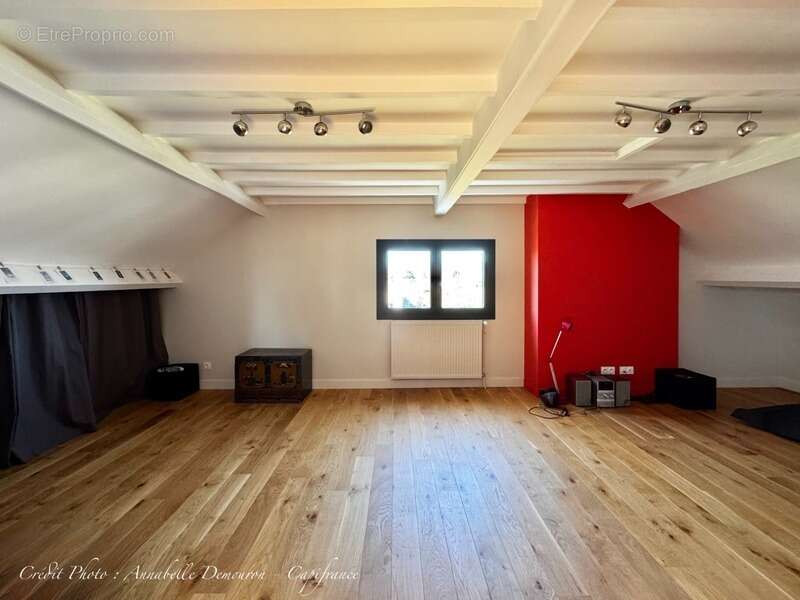 Maison à SAINT-BONNET-PRES-RIOM