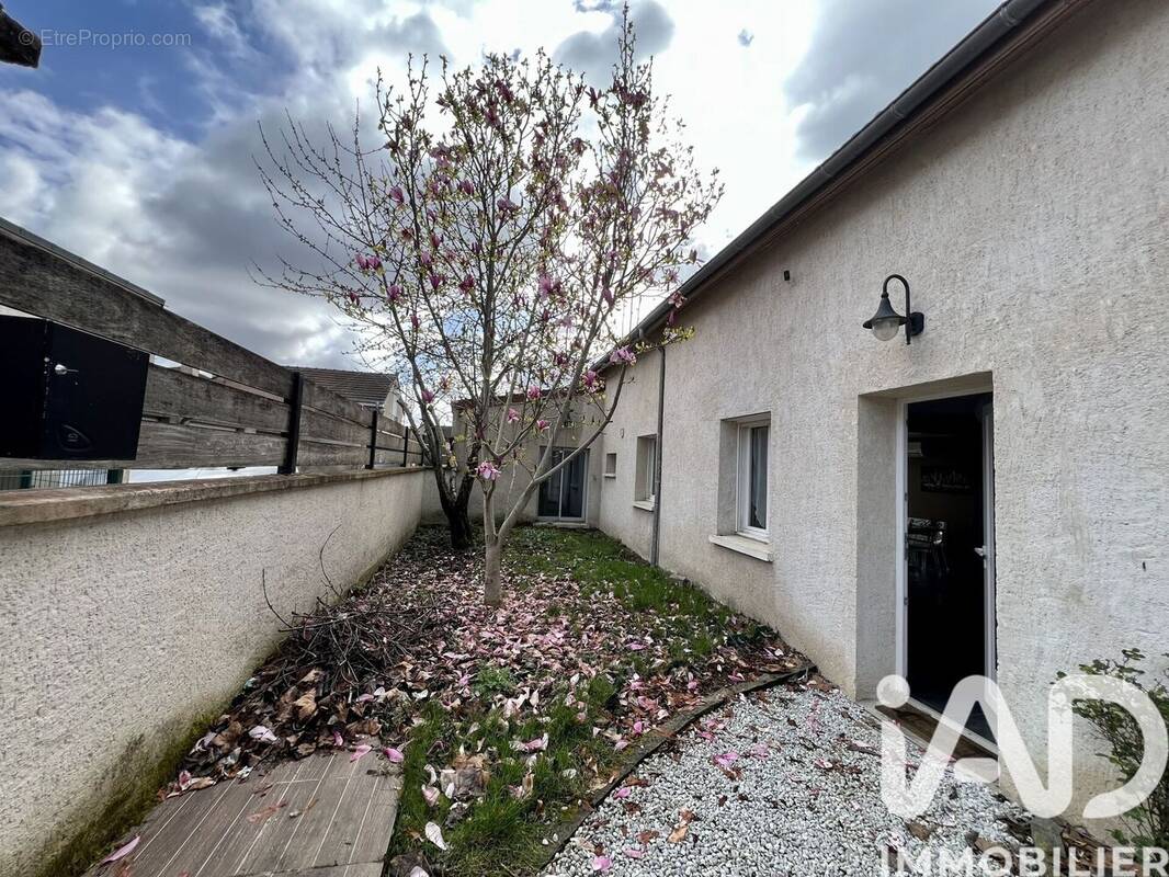 Photo 1 - Maison à MANTES-LA-VILLE