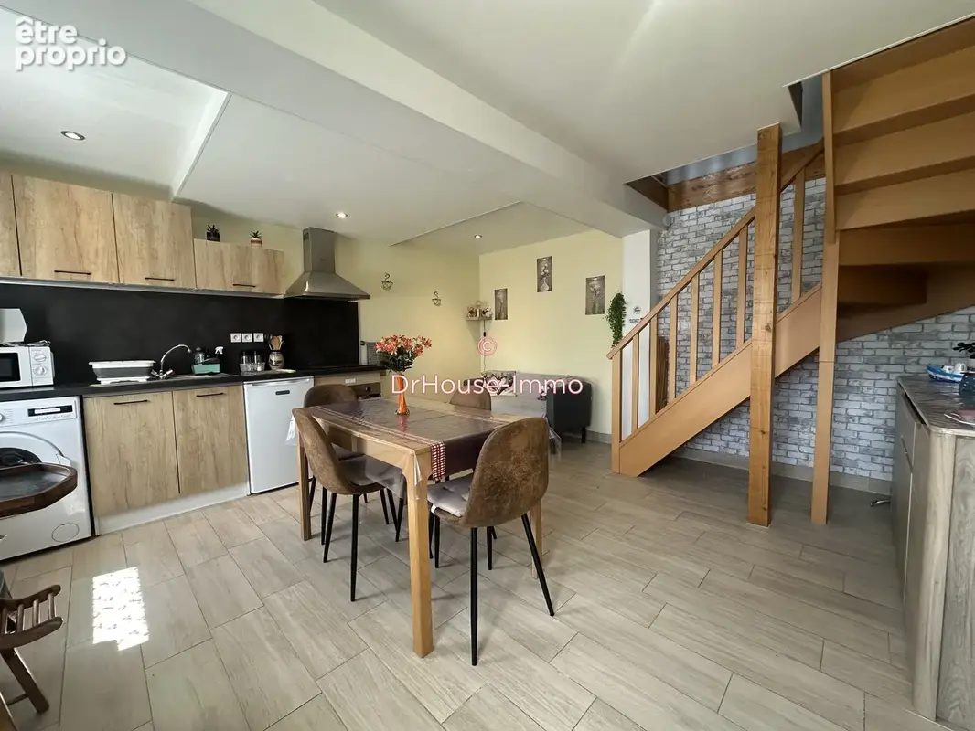Maison 5 pièces 135 m² à vendre à Louviers (27400) - photo 2